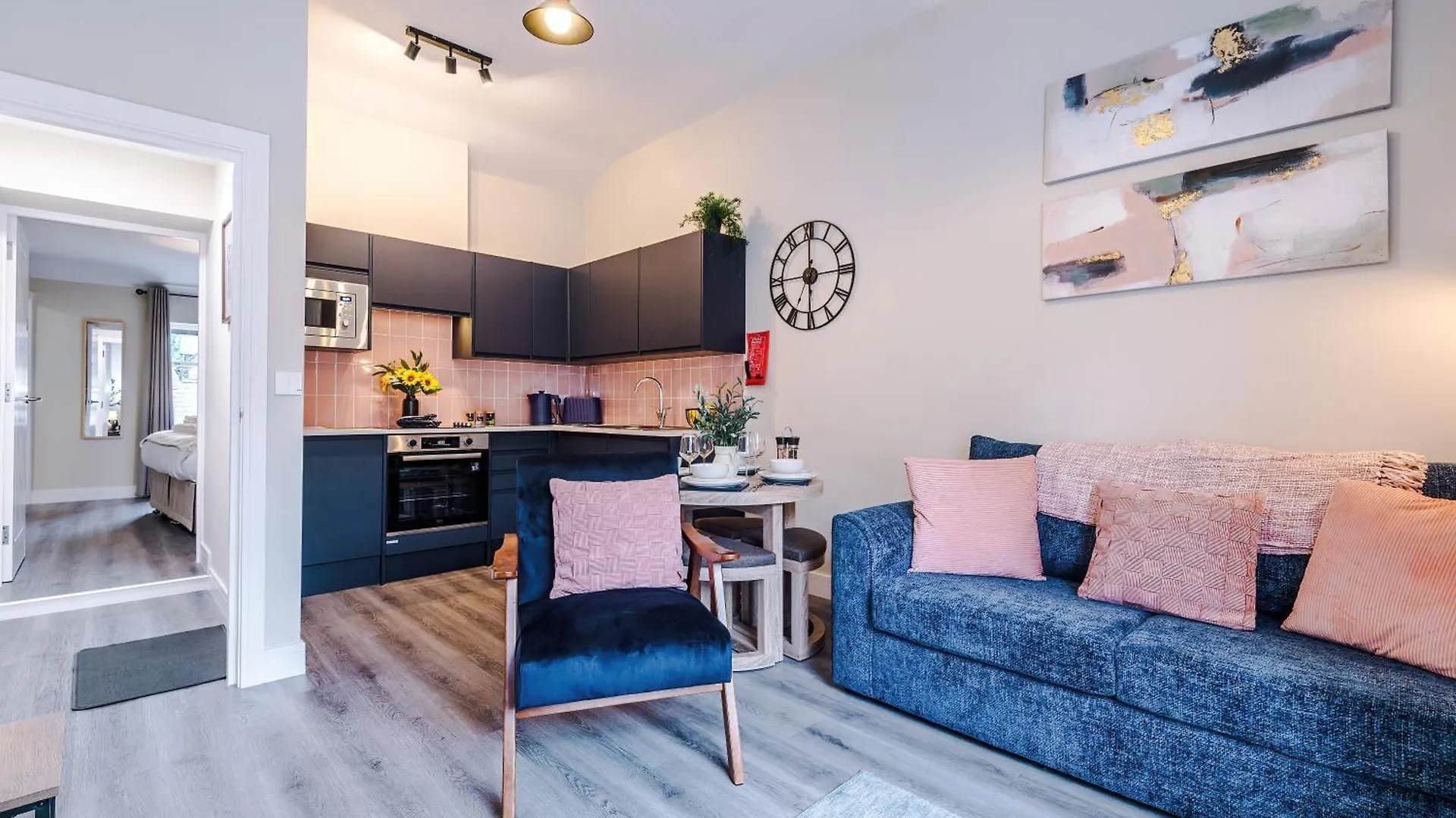 New! 4 X Stunning City Centre Apartments In Chester By 53 Degrees Property, Ideal For Individuals, Couples Or Business Groups! Regno Unito