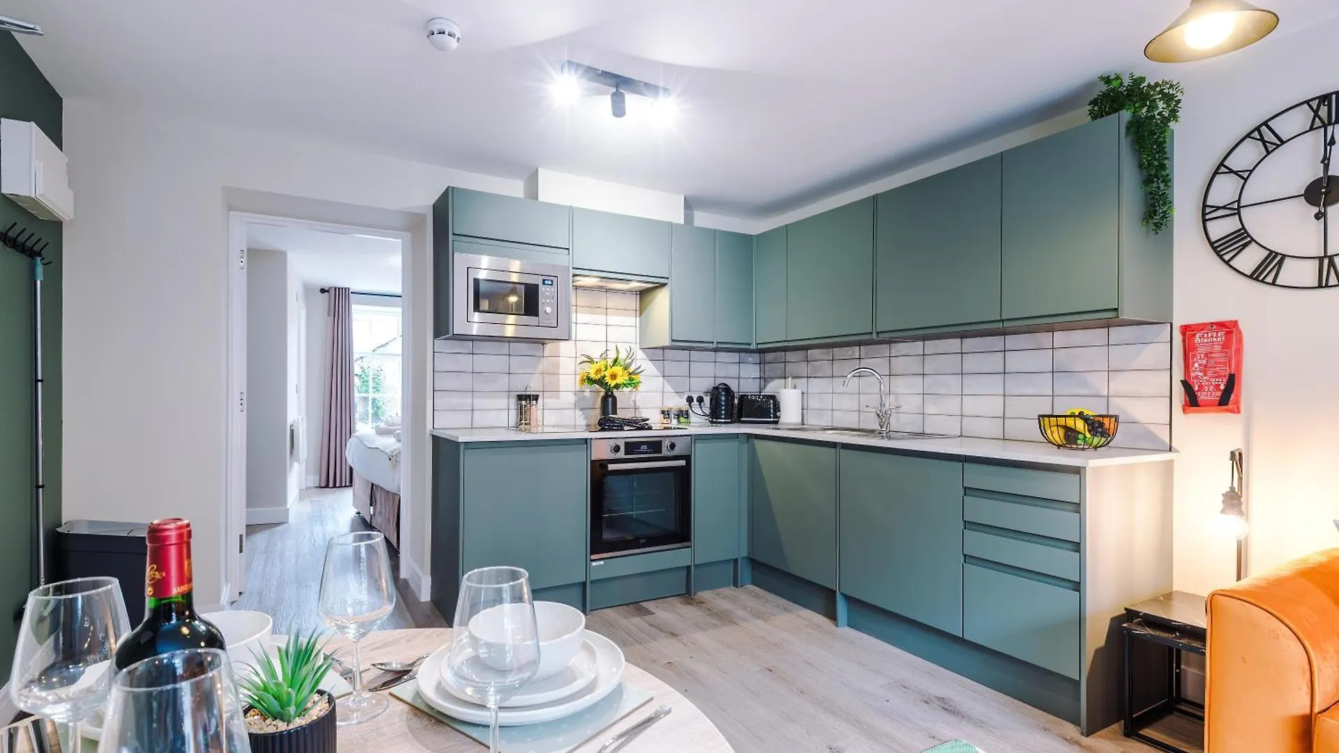New! 4 X Stunning City Centre Apartments In Chester By 53 Degrees Property, Ideal For Individuals, Couples Or Business Groups!
