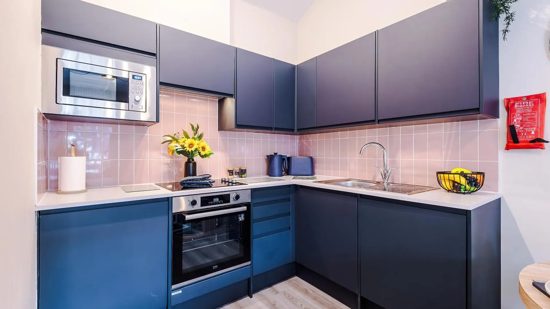 New! 4 X Stunning City Centre Apartments In Chester By 53 Degrees Property, Ideal For Individuals, Couples Or Business Groups! 0*,