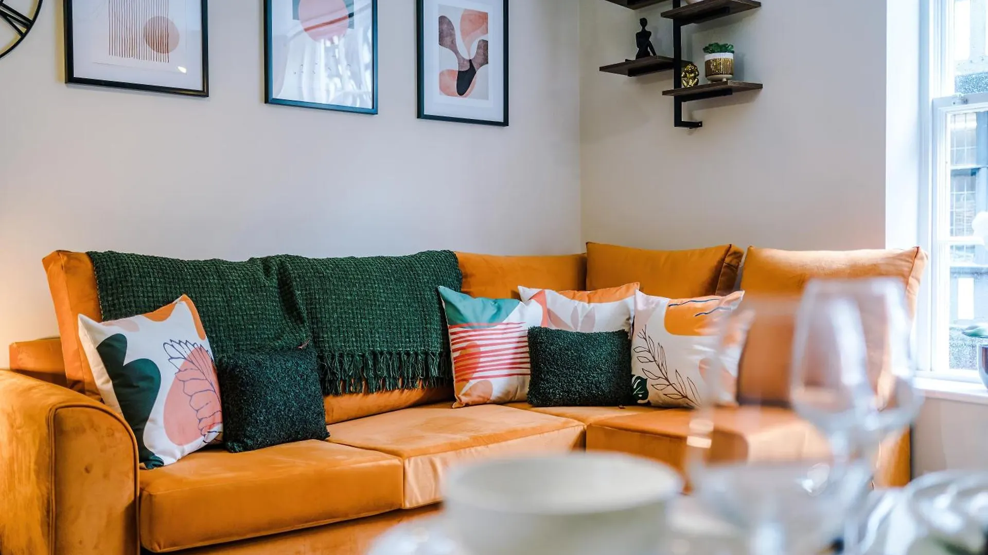 New! 4 X Stunning City Centre Apartments In Chester By 53 Degrees Property, Ideal For Individuals, Couples Or Business Groups!
